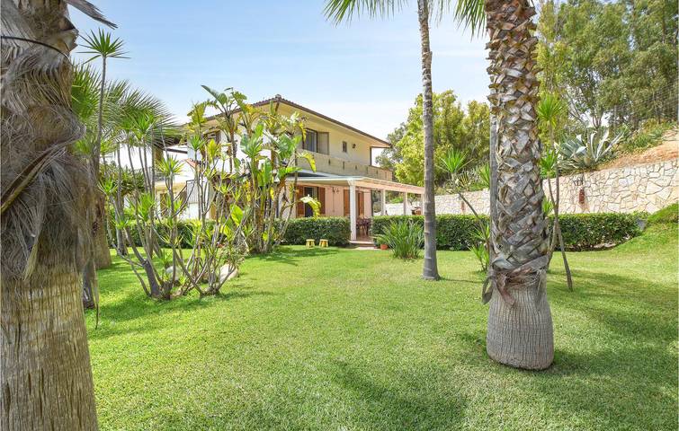 Casa vacanza per 23 persone a Balestrate