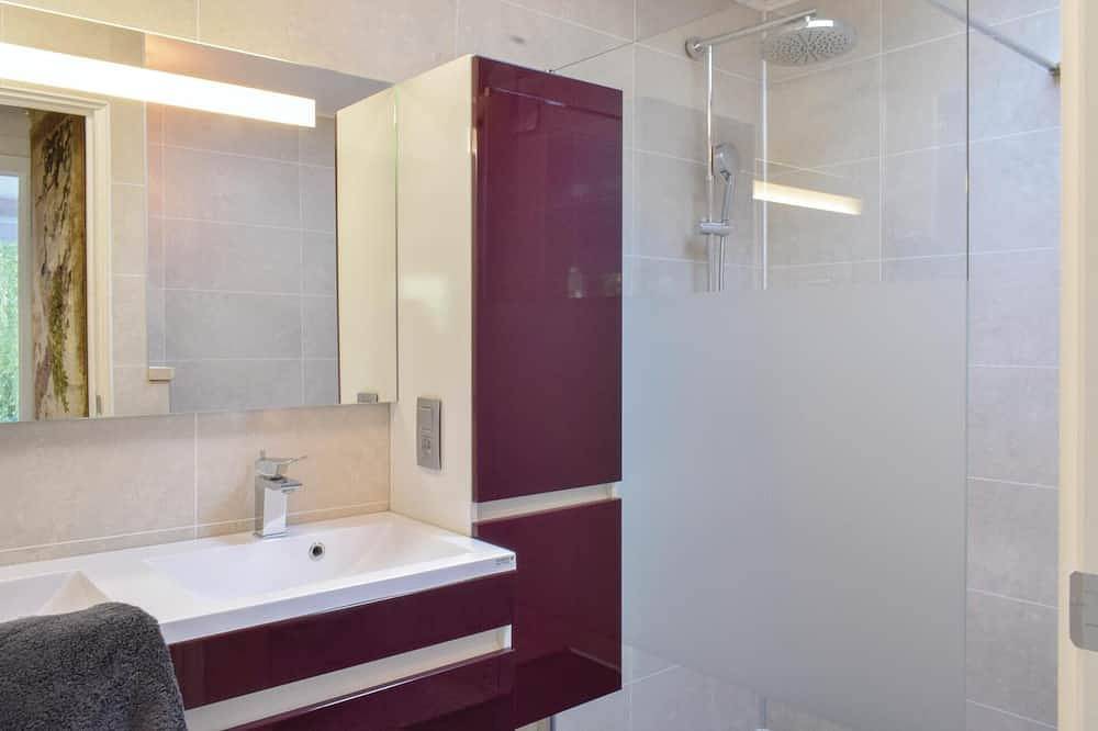 2 bedroom nice home in Ieper in Ieper, West-Vlaanderen