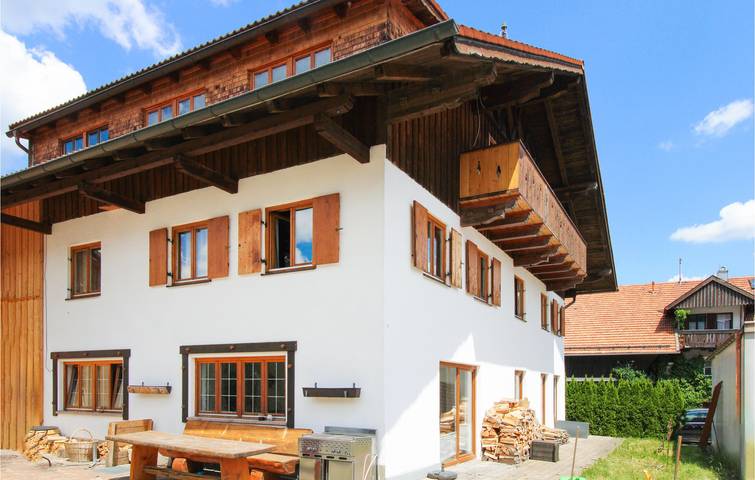 Ferienwohnung für 4 Personen, mit Terrasse und Sauna