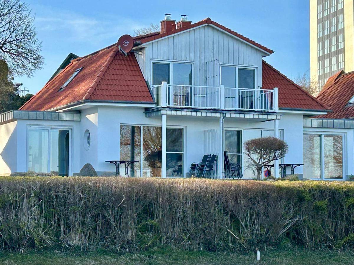 Fischerhus mit Boot,Sauna und Kamin je Seite in Bad Kleinen, Nordwestmecklenburg (Wismar und Umgebung)