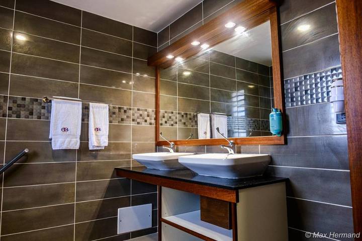 Hôtel pour 2 personnes, avec jardin ainsi que bassin pour enfant et piscine à Saint-Laurent-du-Maroni - 4