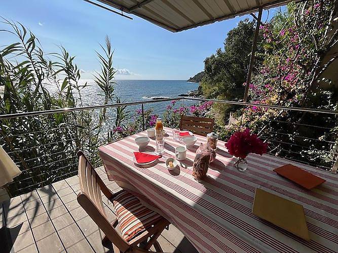 Gîte pour 2 personnes, avec Terrasse ainsi que Jardin et Vue à Brando