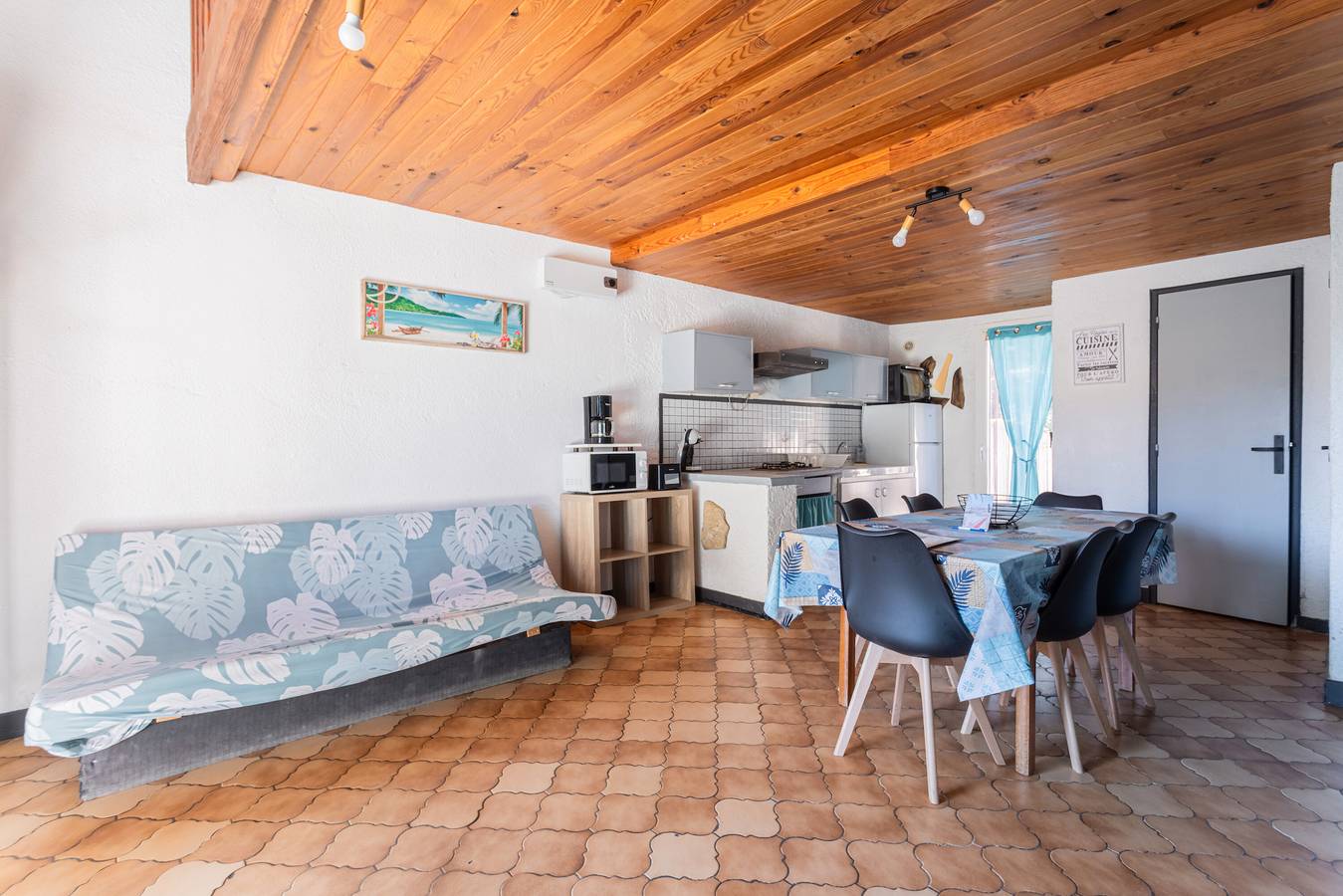 Gîte la Capelle für 7 Personen, mit Pool in Roquefort-des-Corbières, Narbonne und Umgebung