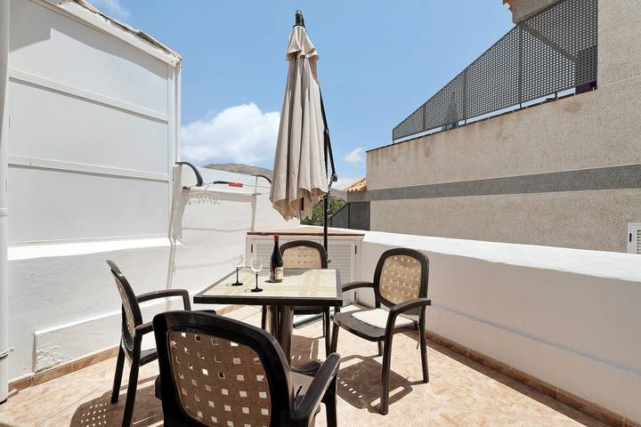 Gîte pour 4 personnes, avec balcon à Los Cristianos - 2