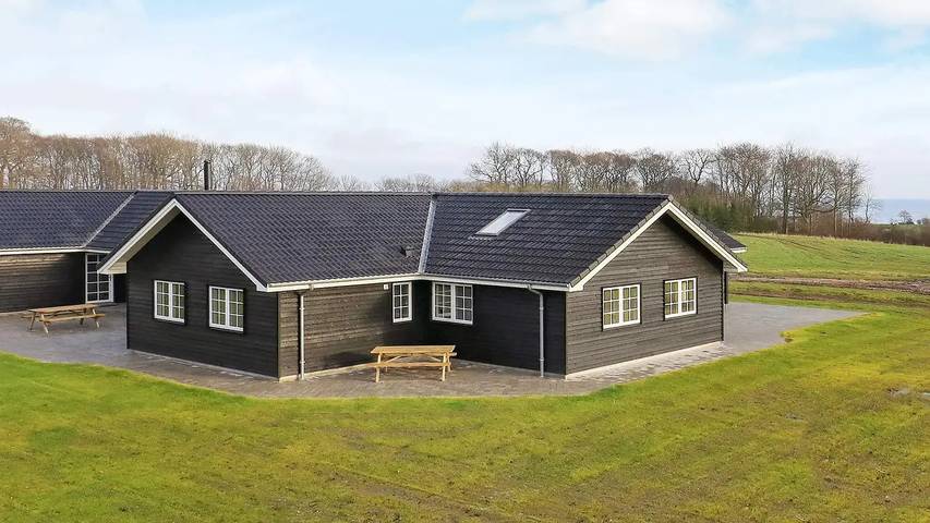 Ferienhaus für 27 Personen, mit Whirlpool und Sauna sowie Garten und Pool in Tårup - 4