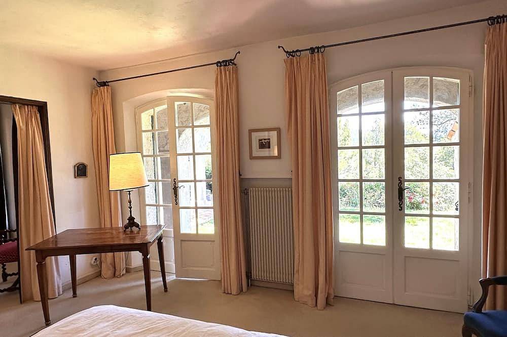 Maison provençale à Seillans dans le Var, Provence, Côte d'Azur, France in Seillans, Région de Draguignan