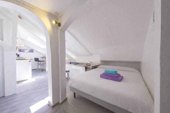 Gîte pour 2 personnes, avec vue à Pallud - 2