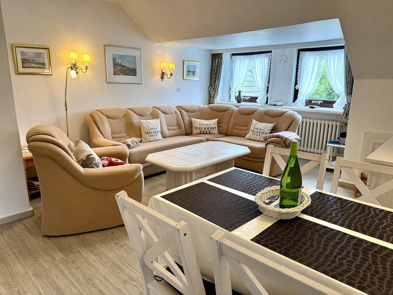 Ganze Wohnung, Gemütliche 2-Zimmer Ferienwohnung für 2 Personen, strandnah in Westerland in Westerland, Sylt (Gemeinde)