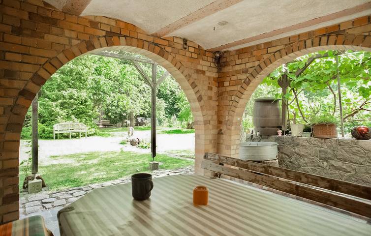 Ganze Ferienwohnung, Apartment am Strand mit Parkplatz, Terrasse und WiFi in Klink, Müritz