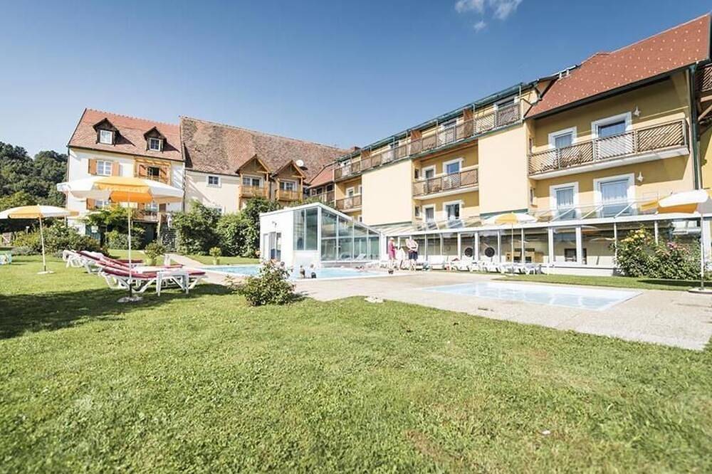 Zimmer \"Kulmblick\" 35m² - Ballonhotel Thaller in Kaindorf, Steirerland