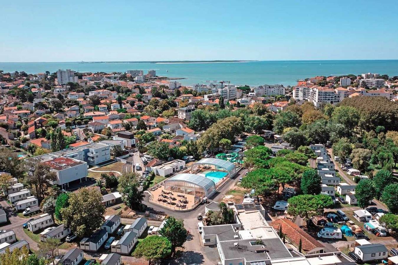 Camping 4 étoiles - Parc aquatique - eeibgd in Royan, Côte de Beauté