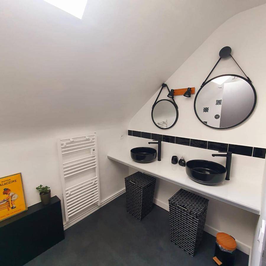 Three-Bedroom House in Mesnil-Roc'h, Région de Saint-Malo
