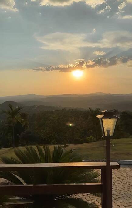 Casas e apartamentos de temporada para 12 pessoas, com sauna e piscina e ainda jacuzzi and jardim, com animais de estimação em Contagem