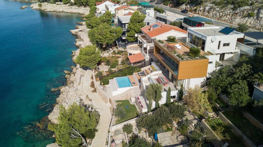 Ferienhaus für 10 Personen, mit Garten und Meerblick sowie Pool und Balkon