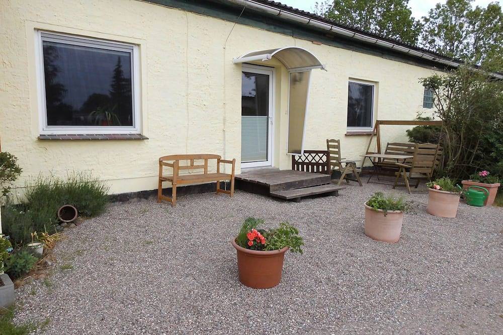 Ganze Wohnung, An der Wiese in Kuchelmiß, Mecklenburgische Seenplatte
