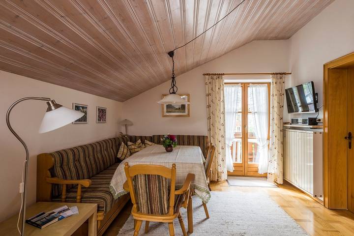 Ganze Ferienwohnung, Ferienwohnung Reiter - Ferienwohnung mit 45 qm in Gollenshausen am Chiemsee, Gstadt am Chiemsee