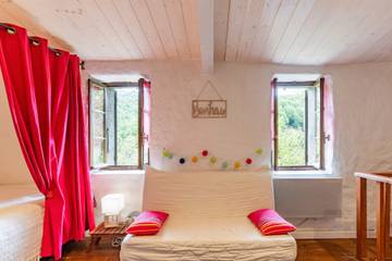 Maison de vacances pour 4 personnes, avec jardin, animaux acceptés en Ardèche