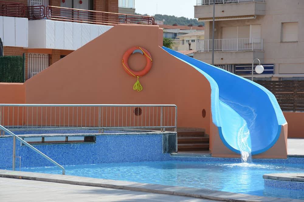 Apartamento entero, Sa Gavina C:  apartamento 2 dormitorios, piscina, ascensor, wifi, A. Ac. in L' Estartit, Estartit