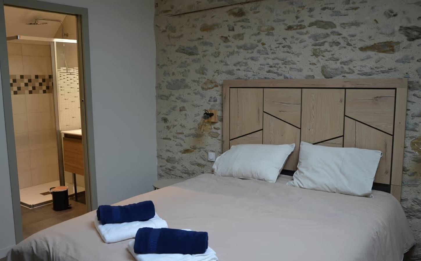 Chambre d’hôtes « L’Isle Briand » avec Wi-Fi in Montreuil-sur-Maine, Région de Segré