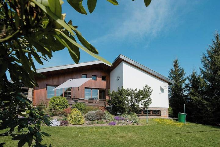 Ferienhaus für 8 Personen, mit Garten - 1