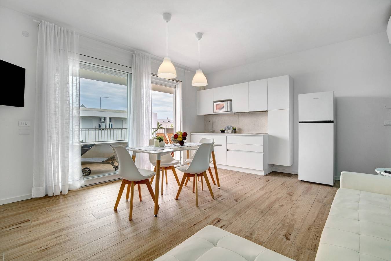 Appartamento intero, Appartamento 'Deluxe 7' con giardino condiviso, Wi-Fi e aria condizionata in Lido di Jesolo, Jesolo
