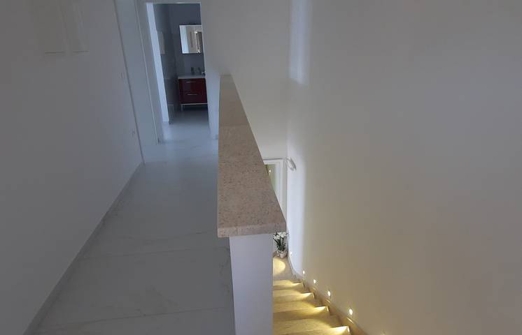 Ferienhaus für 6 Personen, mit Balkon und Pool sowie Ausblick und Garten