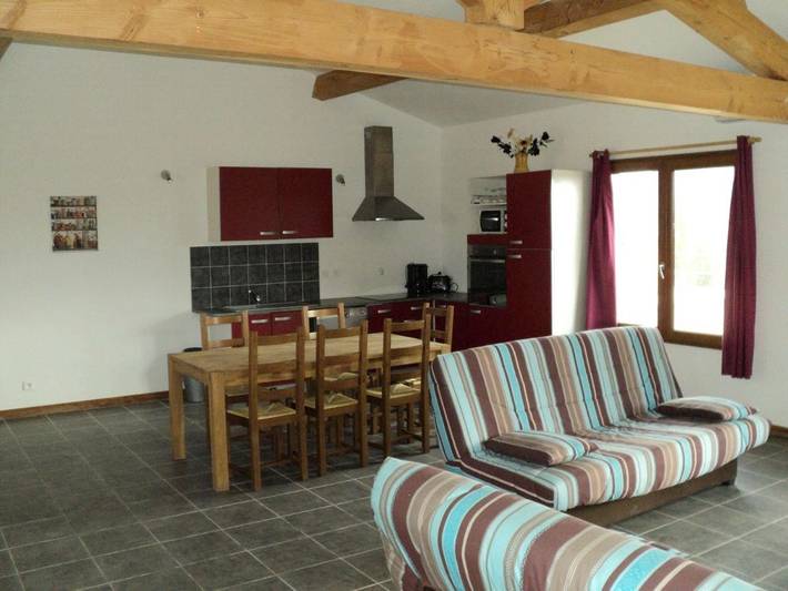 Location de vacances pour 4 personnes, avec vue ainsi que piscine et jardin, animaux acceptés à Théziers - 4