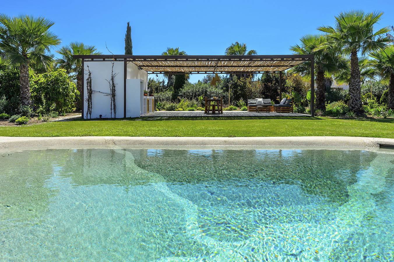 Villa Can Jaume Arabí de Baix in Puig d'en Valls, Santa Eulària des Riu