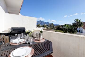 Apartment for 4 People in Nueva Andalucía, Marbella, Photo 3