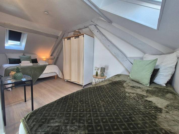 Location de vacances pour 15 personnes, avec terrasse ainsi que vue et vue sur le lac, adapté aux familles à Les Andelys - 3