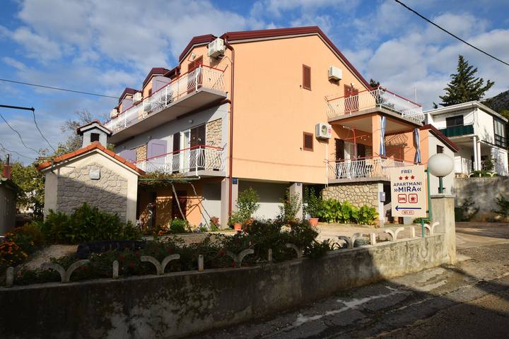 Ferienwohnung für 2 Personen, mit Balkon/Terrasse in Zadar