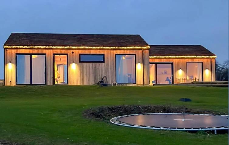 Ferienhaus für 9 Personen, mit Garten und Terrasse in Hejsager Strand