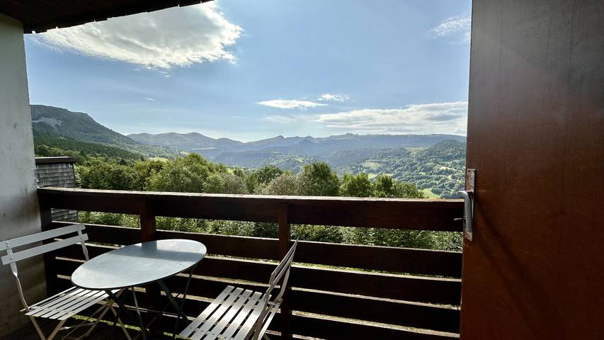 Gîte pour 5 personnes, avec balcon à Murat-le-Quaire - 3