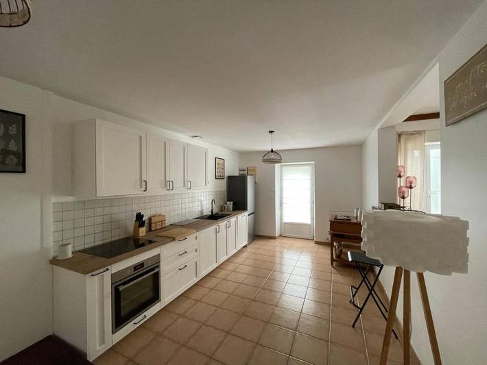 Location de vacances pour 8 personnes, avec piscine ainsi que vue et jardin à Massugas - 4