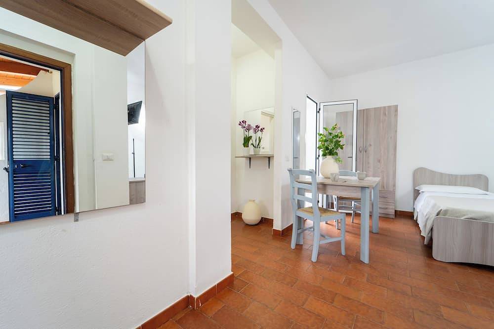 Apartamento entero, Apartamentos estándar in Zambrone, Provincia de Vibo Valentia