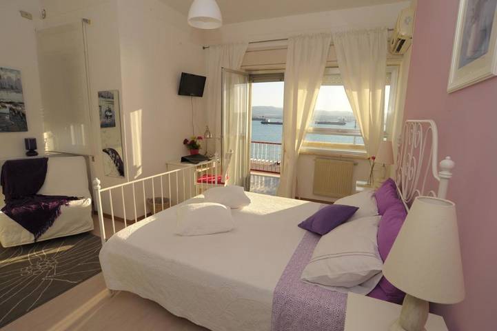 B&b per 3 persone, con Terrazza e Panorama a Augusta (Italy)