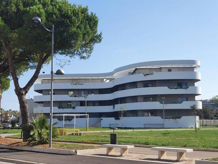 Appartamento per 4 persone, con Balcone e Terrazza nonché Panorama a Montesilvano