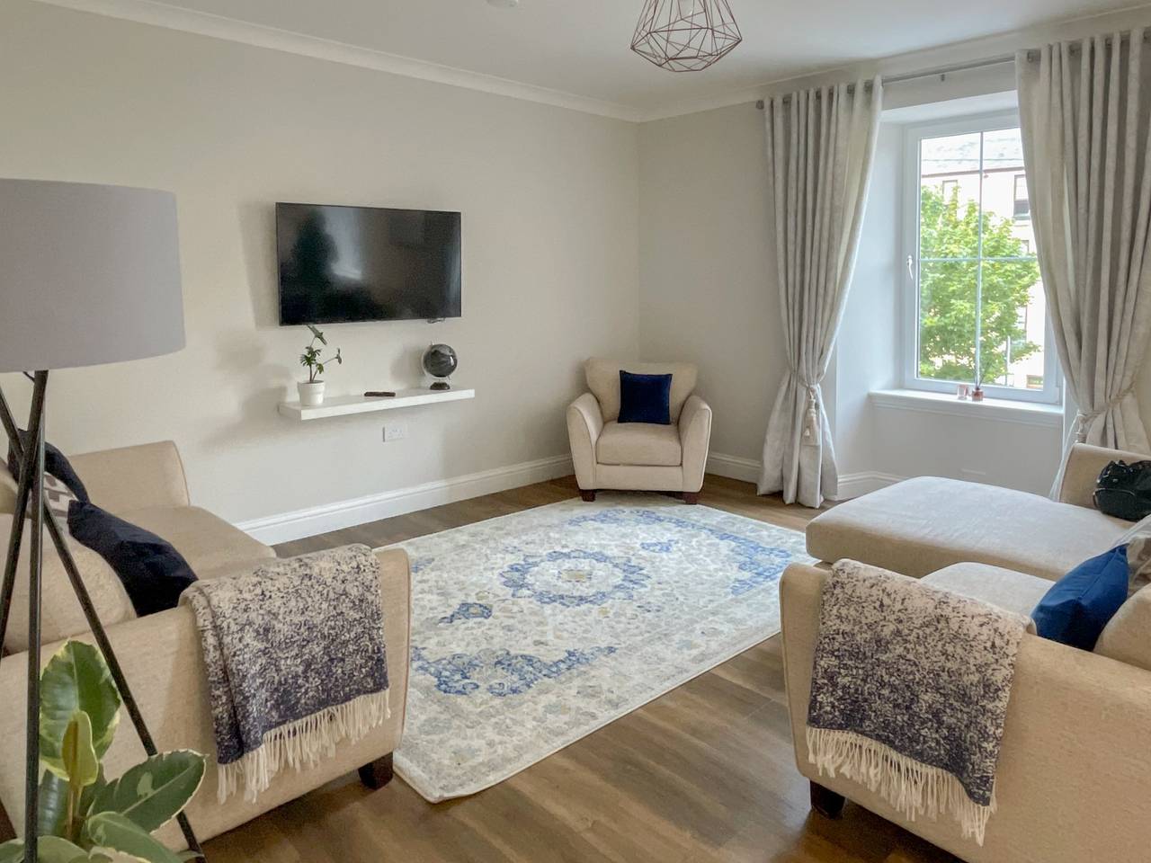 Airds Apartment in Oban, Loch Linnhe