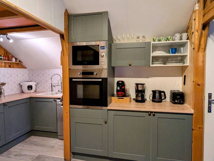 Chalet rénové au cœur des Hautes-Côtes avec jardin et deux chambres in Bévy, Région de Dijon