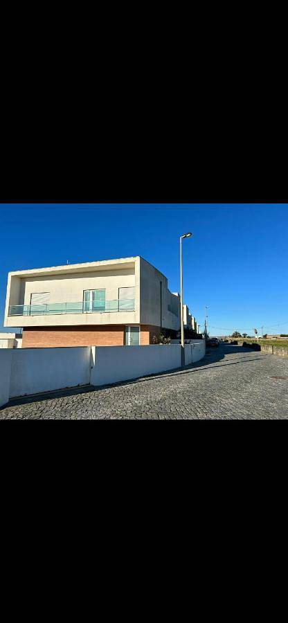Casa de férias para 4 pessoas, com Varanda e Terraço e ainda Jardim and Vista em Aver-o-Mar
