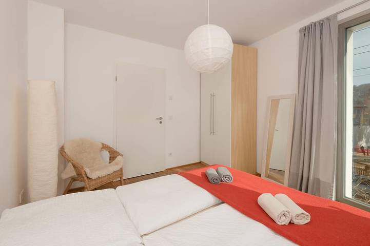 Appartement entier, Appartement dans une maison d'architecte moderne près de l'Elbe in Laubegast, Dresde