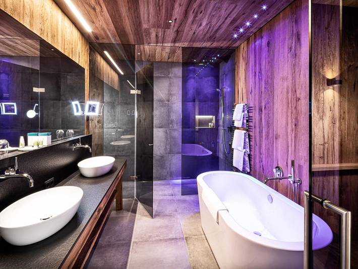 Ski-in Ski-out Chalet mit privater Sauna in Tuxer Alpen, Kaltenbach