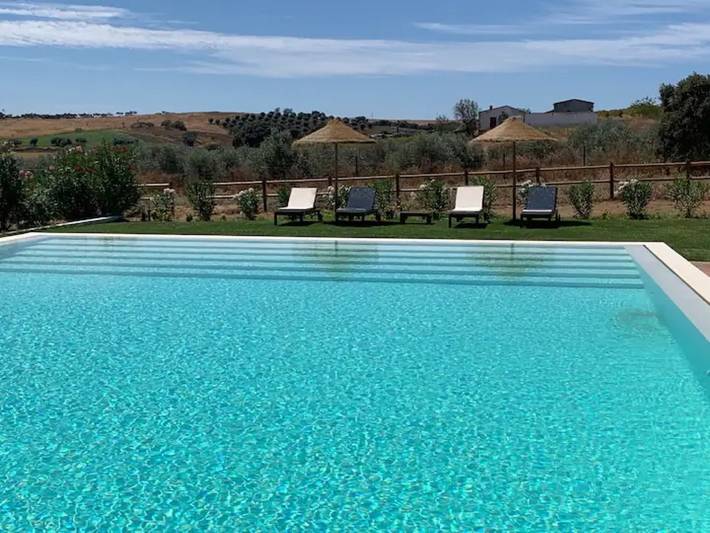 Casa de férias para 8 pessoas, com Varanda e Jacuzzi e ainda Jardim em Serpa