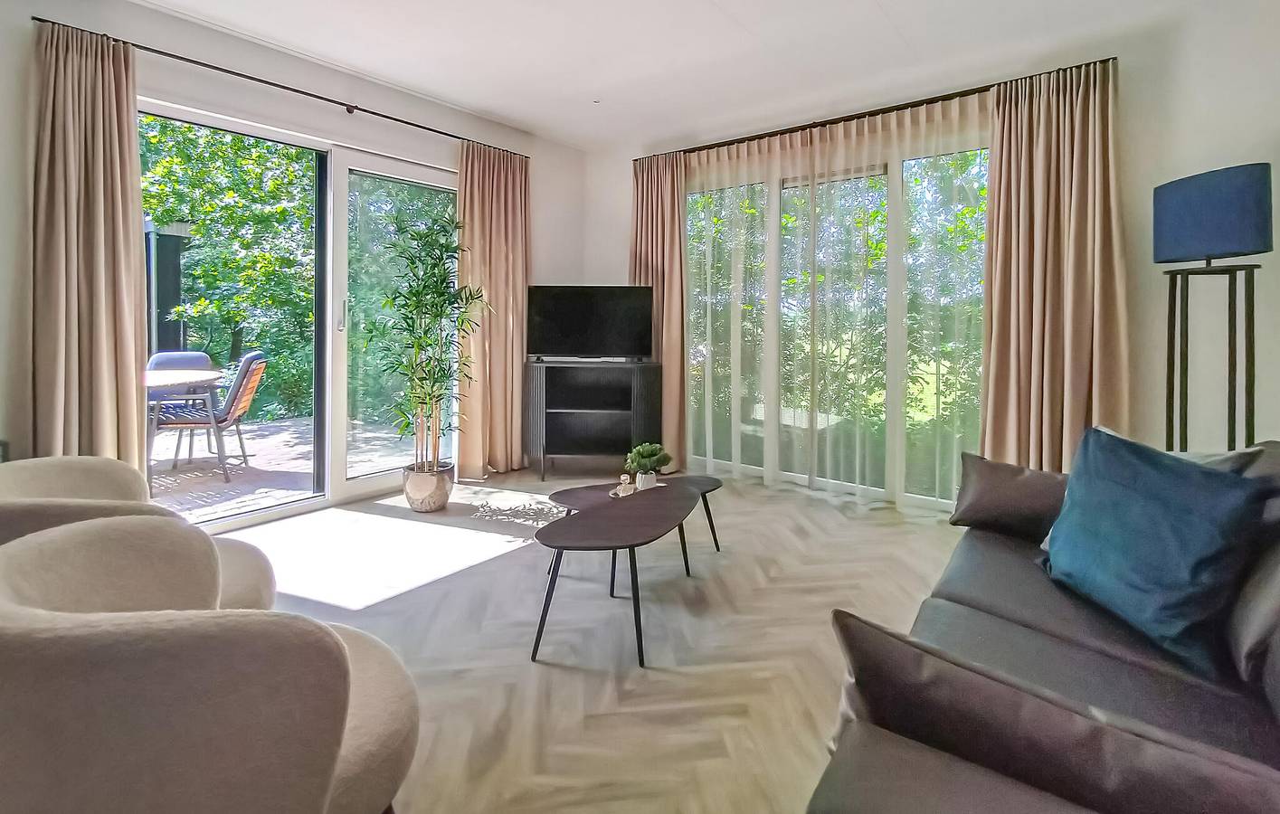 Ferienhaus für 4 Personen mit Terrasse in Oosterwolde, Friesland