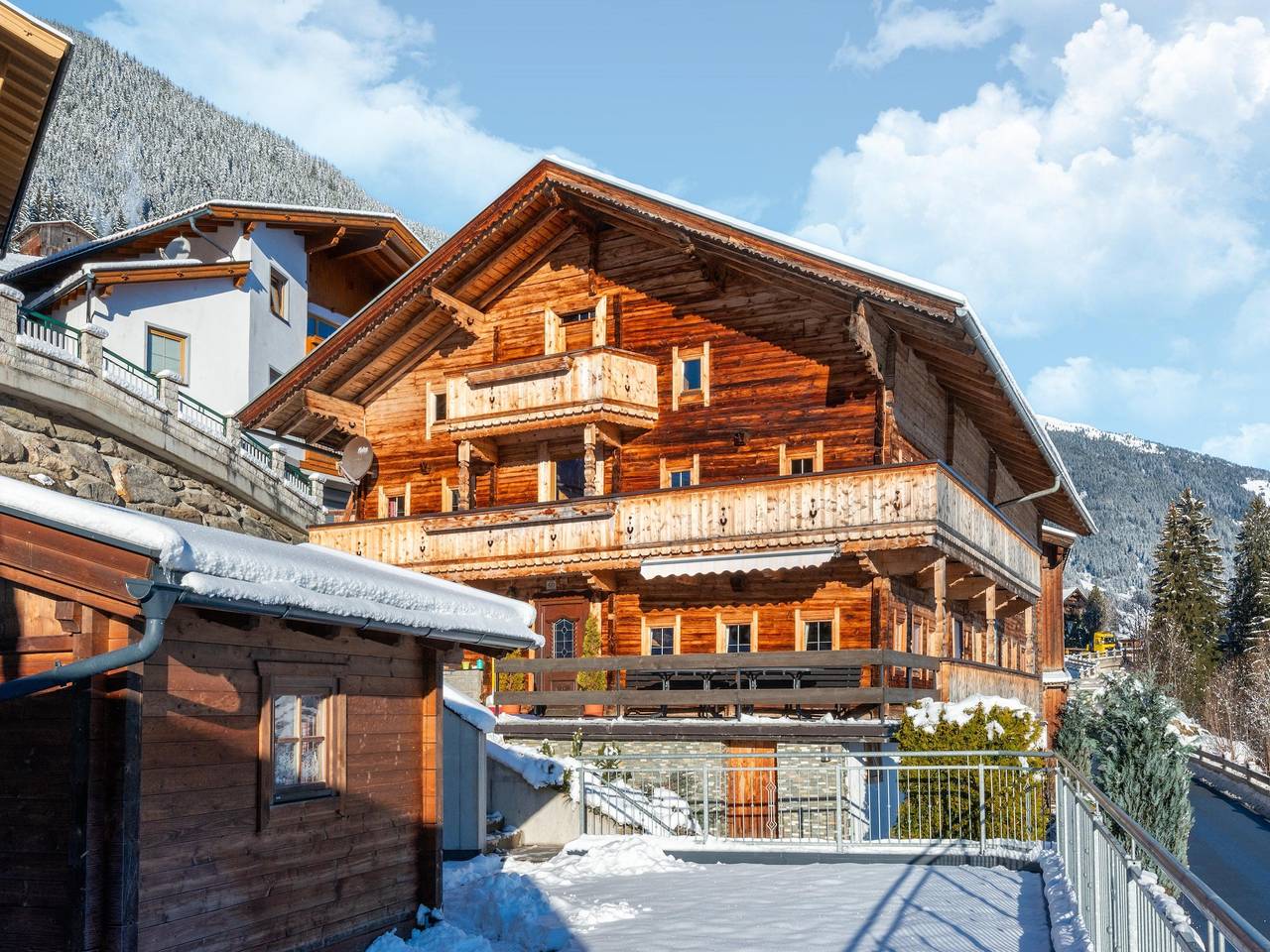 Chalet in Mayrhofen nahe Skipisten in Hippach, Tiroler Unterland