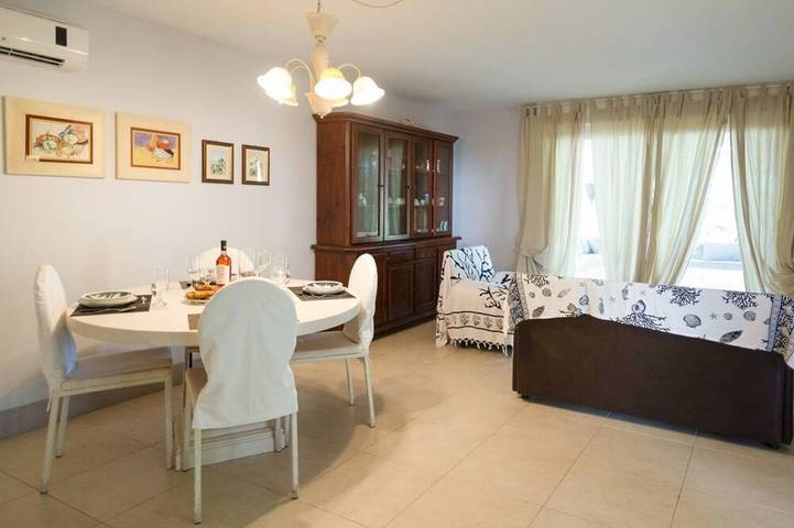Villa Luna 20 meters from the sea in Punta Prosciutto in Porto Cesareo, Golfe de Tarente