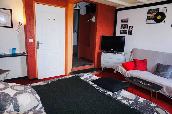 Maison de campagne pour 3 personnes, avec jacuzzi ainsi que sauna et terrasse à Messey-sur-Grosne - 3