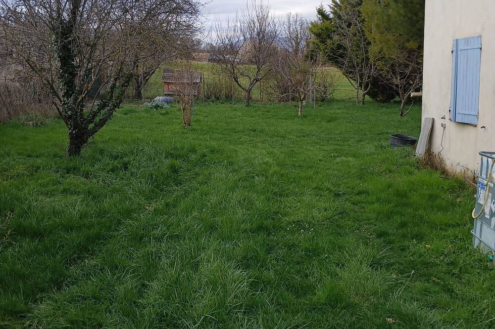 Joli appartement au coeur d'un espace de 1500m2 in Limans, Parc naturel régional du Luberon