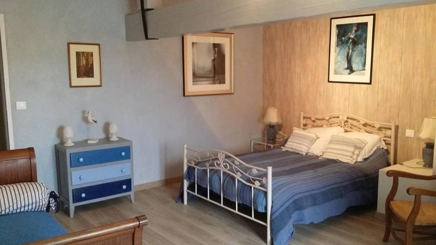 Location de vacances pour 6 personnes, avec jardin, animaux acceptés à Chazelles - 2