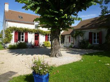 Gîte pour 2 personnes, avec jardin et terrasse dans Semoy